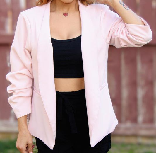 RUCHED SLEEVE BLAZER