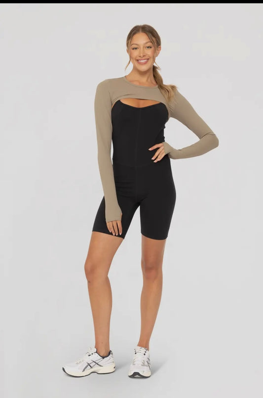 Lassetta Mini Shrug