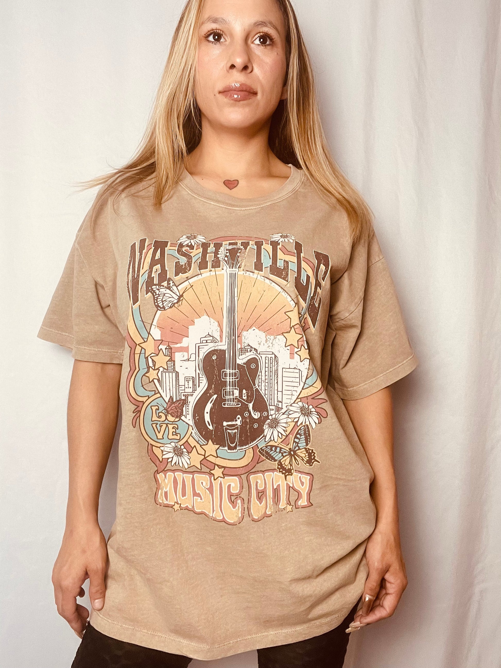 Nashville Graphic Tee 