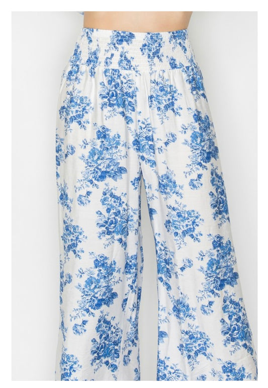 Floral attraction Pants