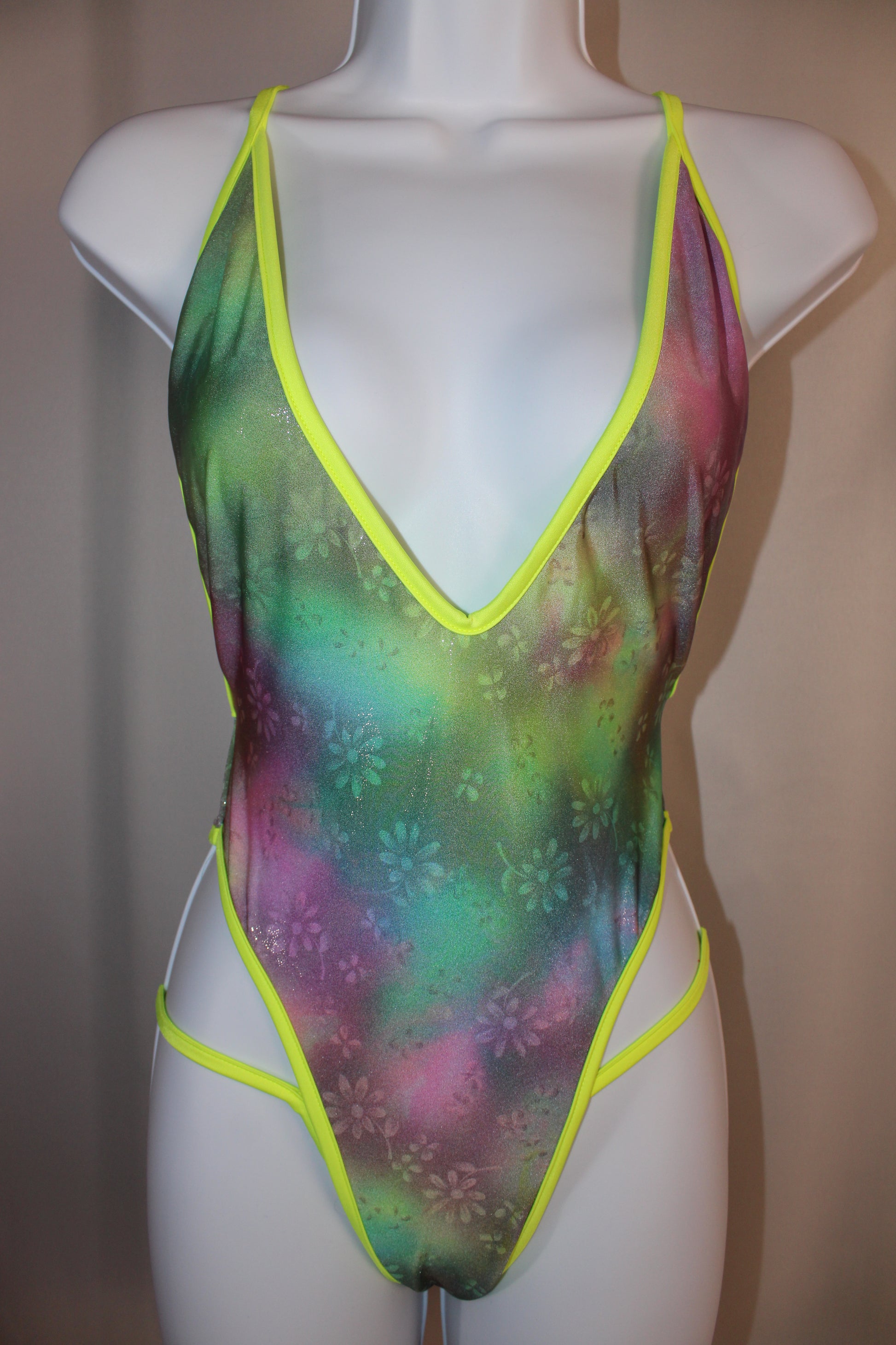 ONE PIECE MULTI COLOR